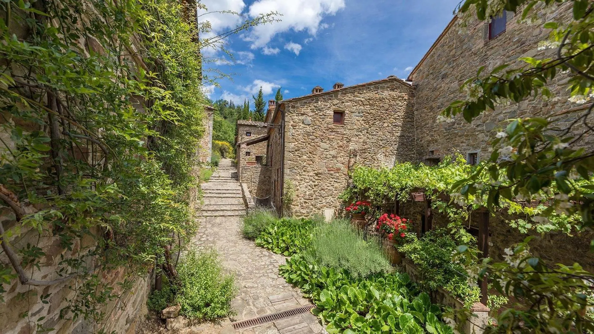 La Chiocciola Villa Gaiole in Chianti 0*,  Italy